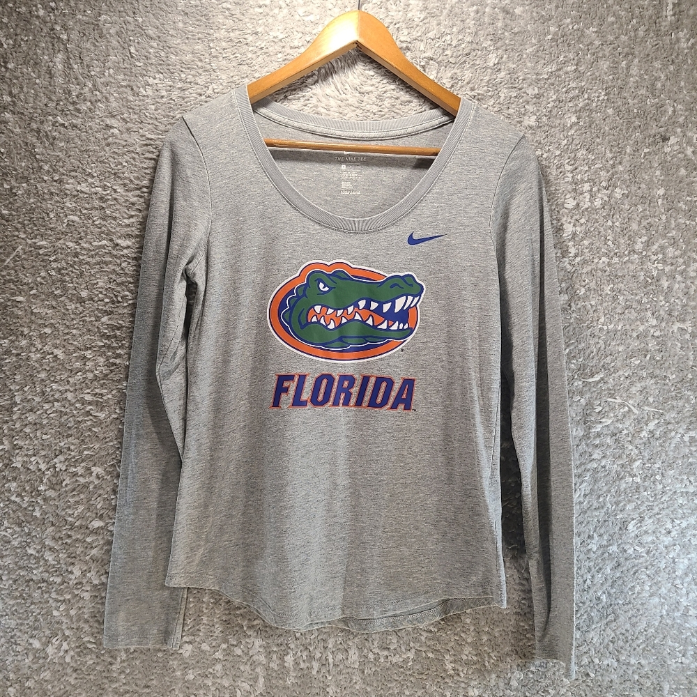 Nike Florida Gators Women’s Small Athletic Cut Graphic T Shirt Round Neck Gray